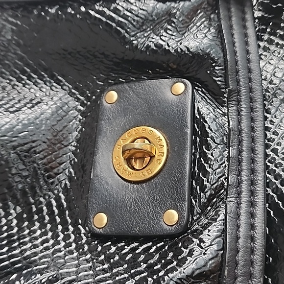 Marc by Marc Jacobs Croc Embossed Pattern Leather Flap Satchel Bag - Picture 2 of 11